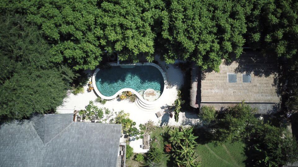 Serene Beach Villa กีลีตราวางัน ภายนอก รูปภาพ
